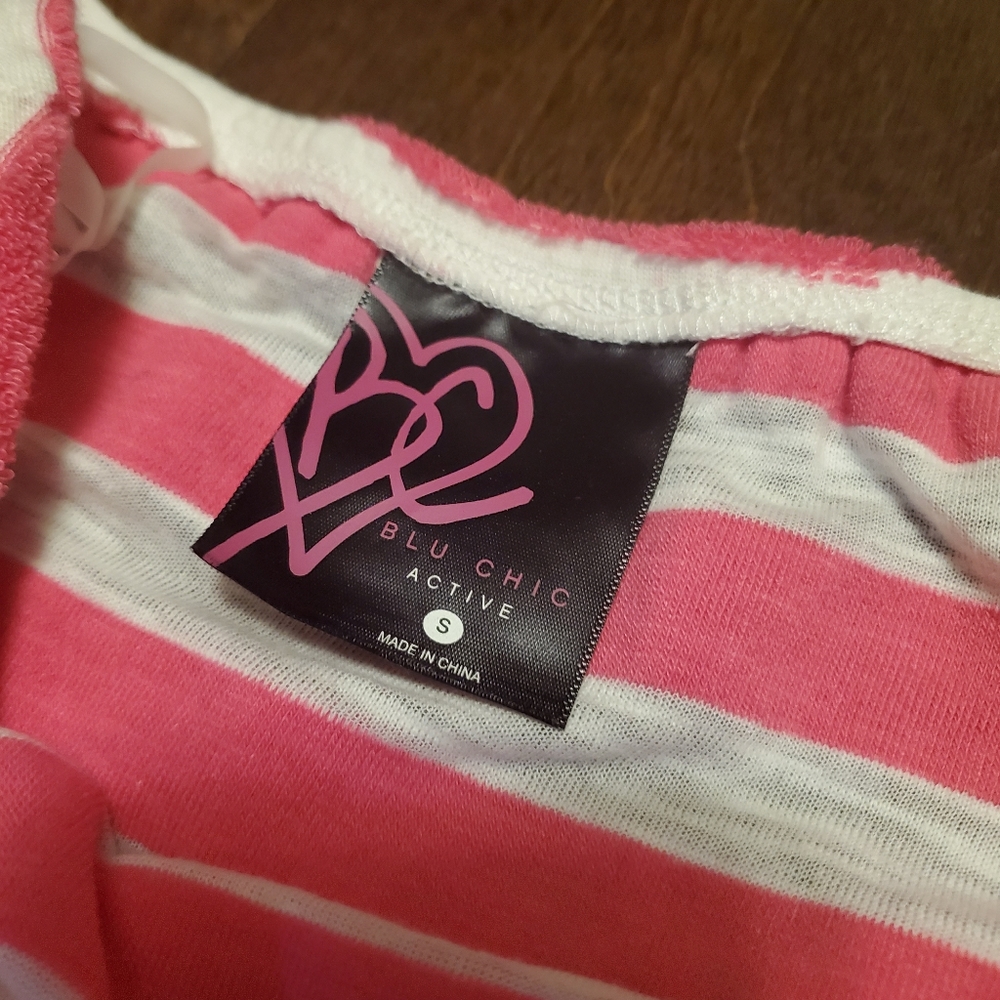 Swimsuit Cover-Up 🏝 - Picture 3 of 4